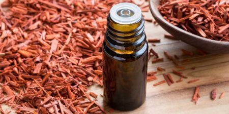 Les bienfaits de l’Huile de Santal sur la barbe huile de bois de santal