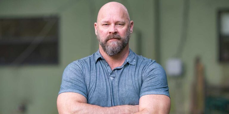 Pourquoi porter la barbe quand on est chauve ? chauve barbe